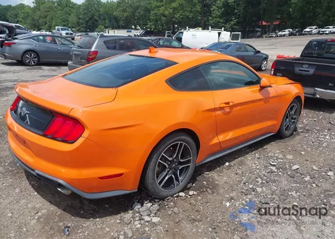 2021 Ford Mustang Ecoboost Fastback/Ecoboost Premium Fastback z USA, uszkodzony, nr VIN 1FA6P8TH9M5126197